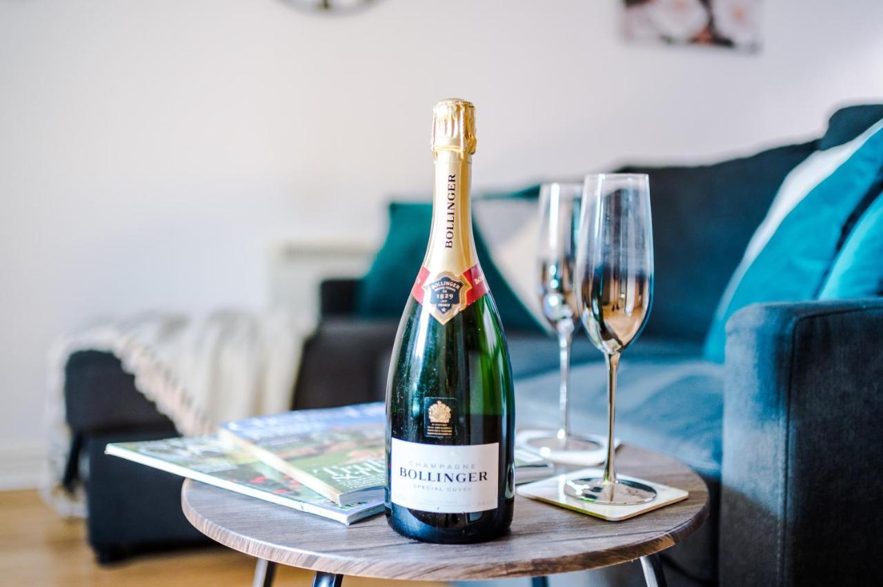 Stylish Chester City Centre Apartment By 53 Degrees Property, Ideal For Couples & Business Professionals - Sleeps 4 Εξωτερικό φωτογραφία